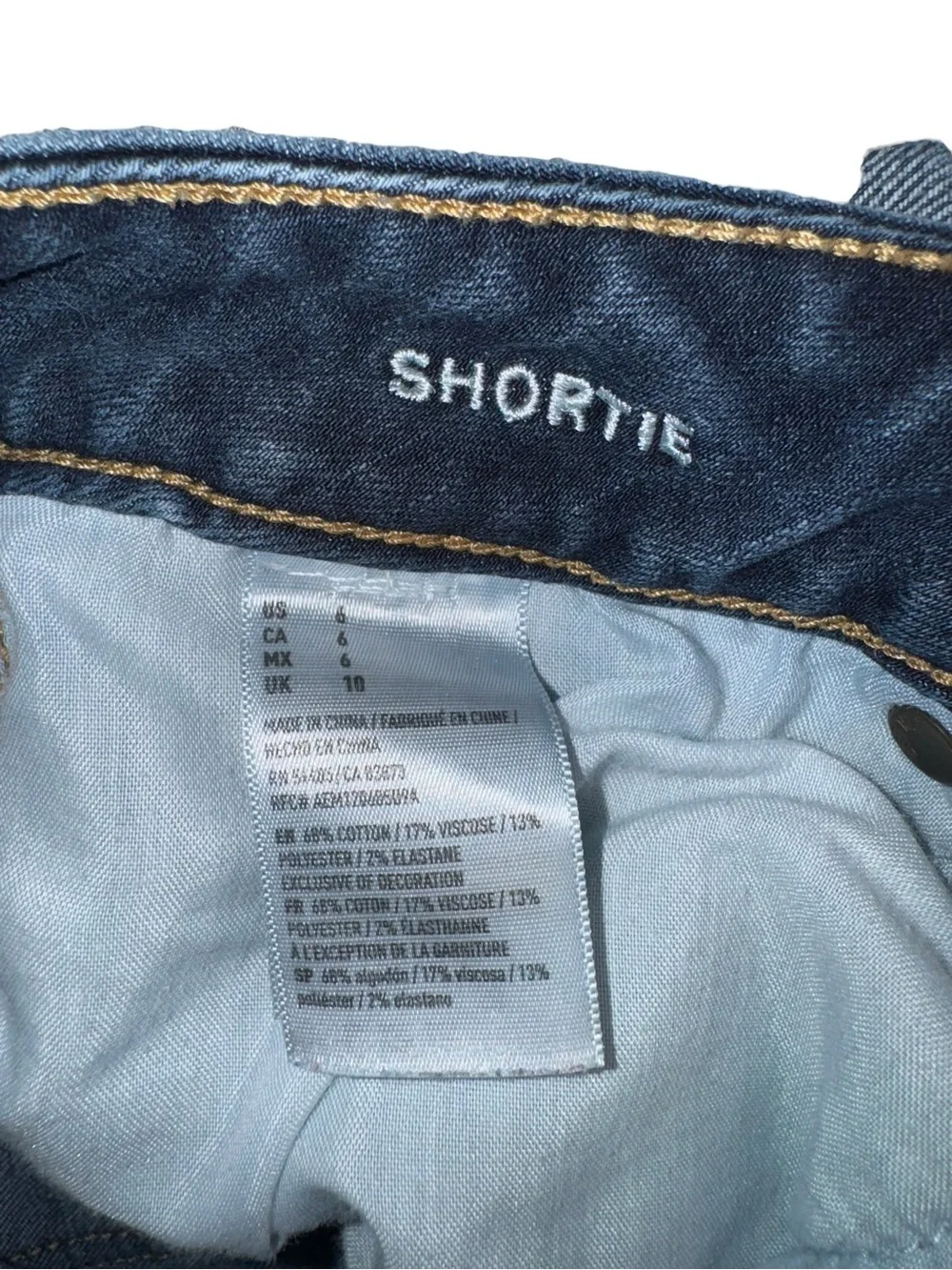 American Eagle Shortie Super Stretch Denim Shorts Womens 6 Frayed Cuffed Y2K